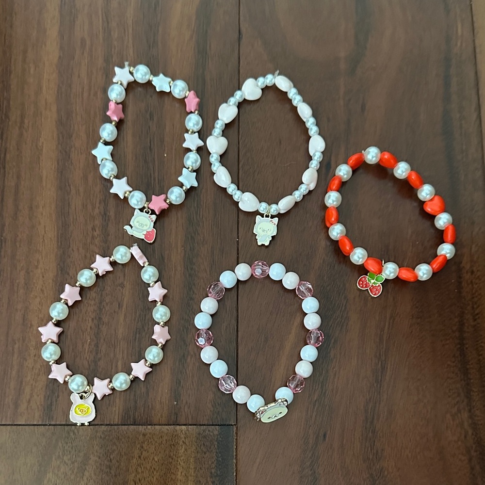 RILAKKUMA SET OF FIVE STRETCH BRACELETS NEVER WORN NO PACKAGING